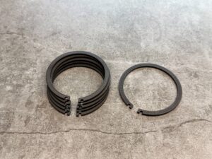 Notched Retaining Ring (EN)