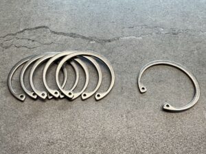 1300 & D1300 Stamped Retaining Rings