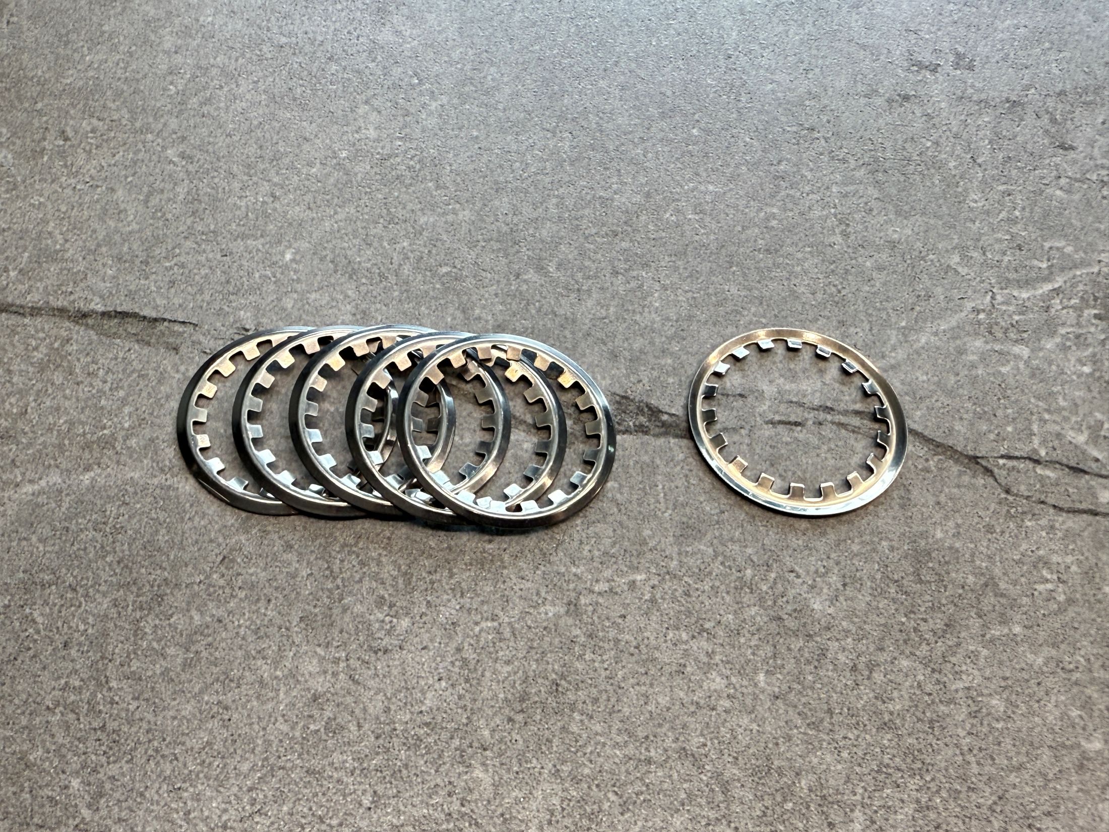 1465 Stamped Retaining Rings